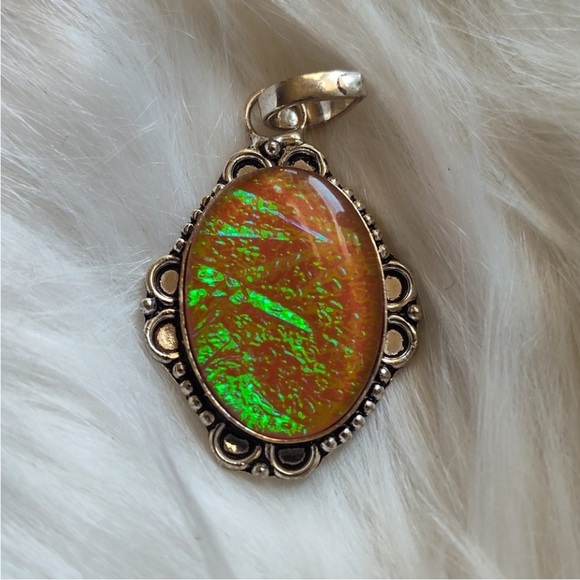 Jewelry - Necklace, Dichroic Glass Stone Pendent, .925 Silver Plated